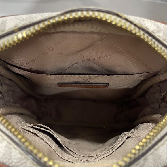 Michael Kors - Picture 7 of 7